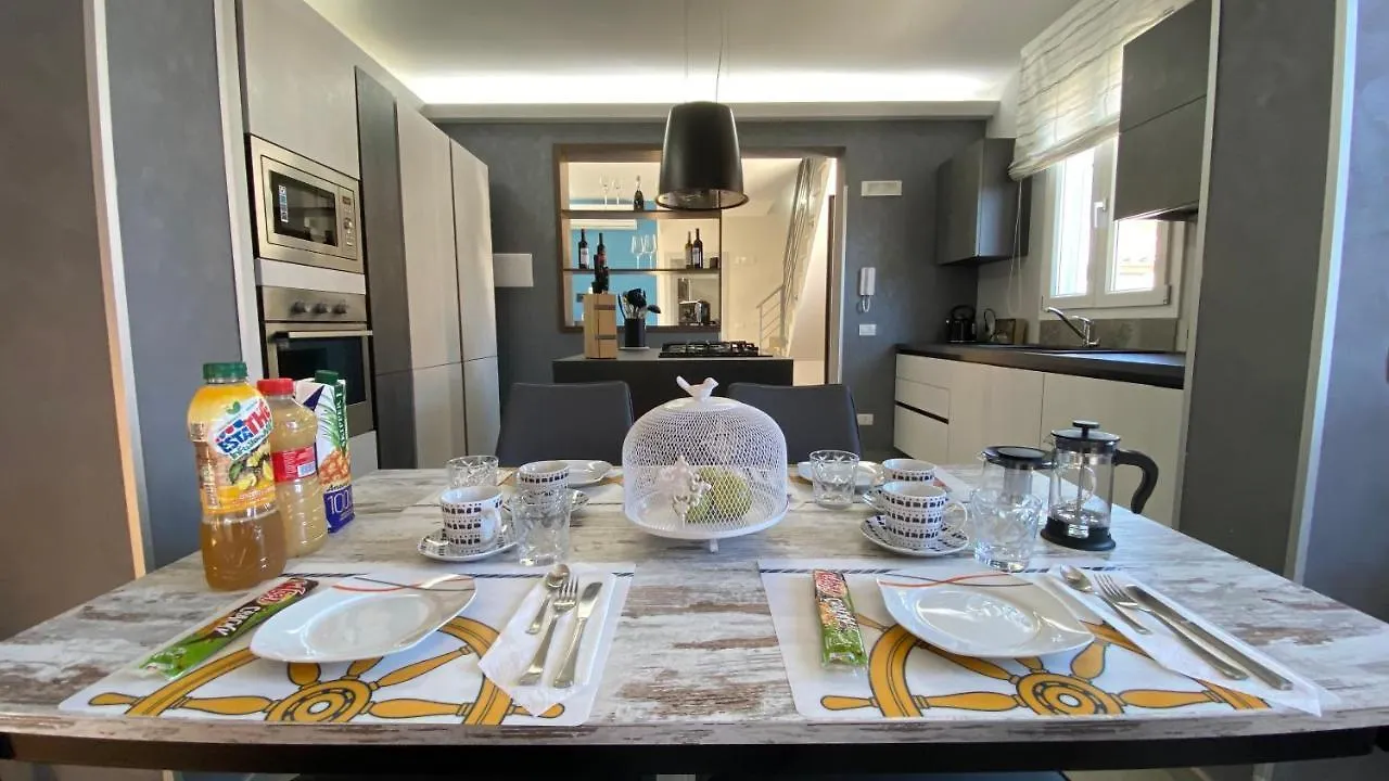 Il Timone Della Gallina Villa Fontane Bianche Italy